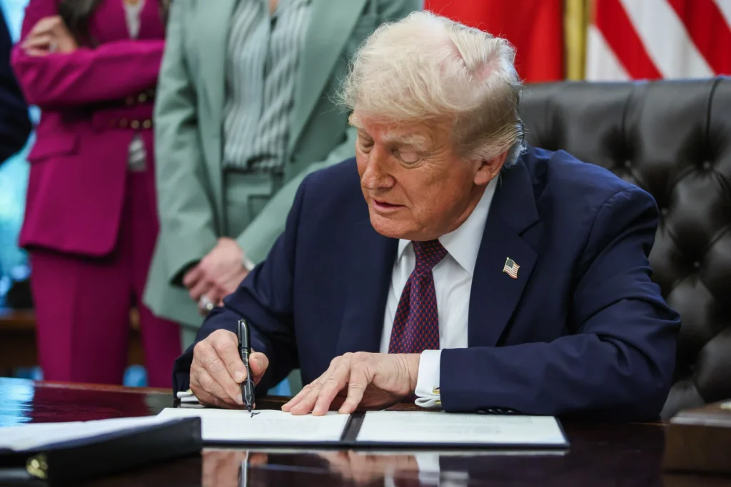 4d6dea62206b57f0629816d00395083e