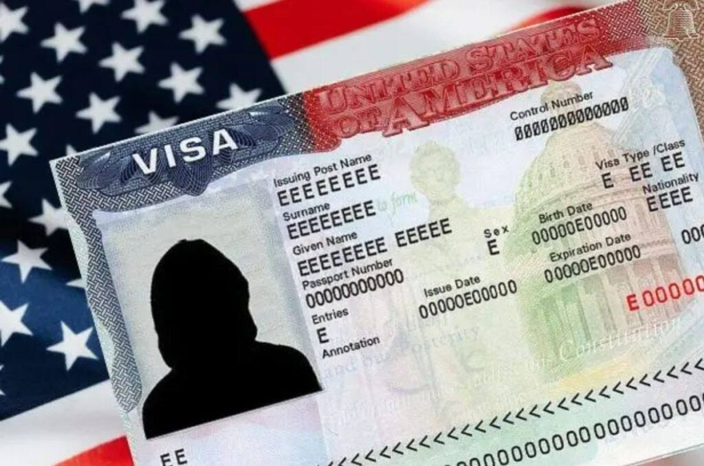 EE.UU. congela indefinidamente el procesamiento de visas de inmigrante para ciudadanos de 75 países, incluidos varios de América Latina pais ya no necesitara visa