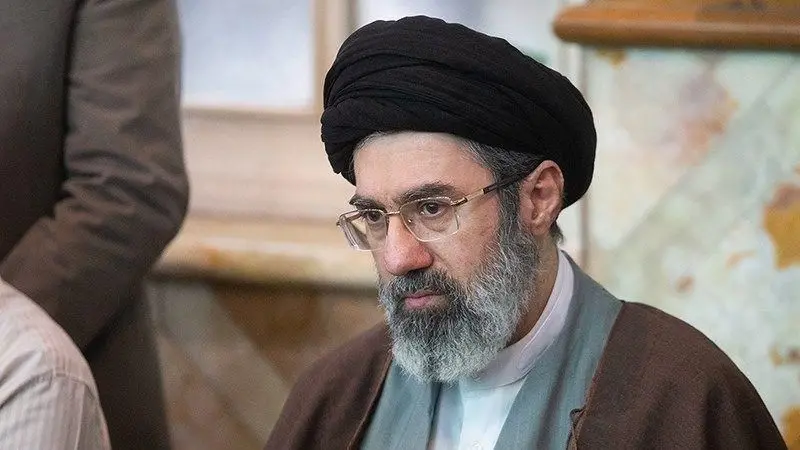 Irán elige a Mojtaba Jamenei como nuevo líder supremo: quién es el misterioso hijo del fallecido ayatolá Alí Jamenei 50cecb70 1b41 11f1 b048 c9424b2cf5fd.jpg