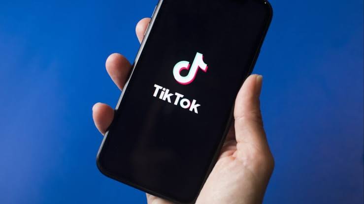 TikTok se enfrenta a una multa millonaria de la Unión Europea por exponer datos de menores a terceros images (41)