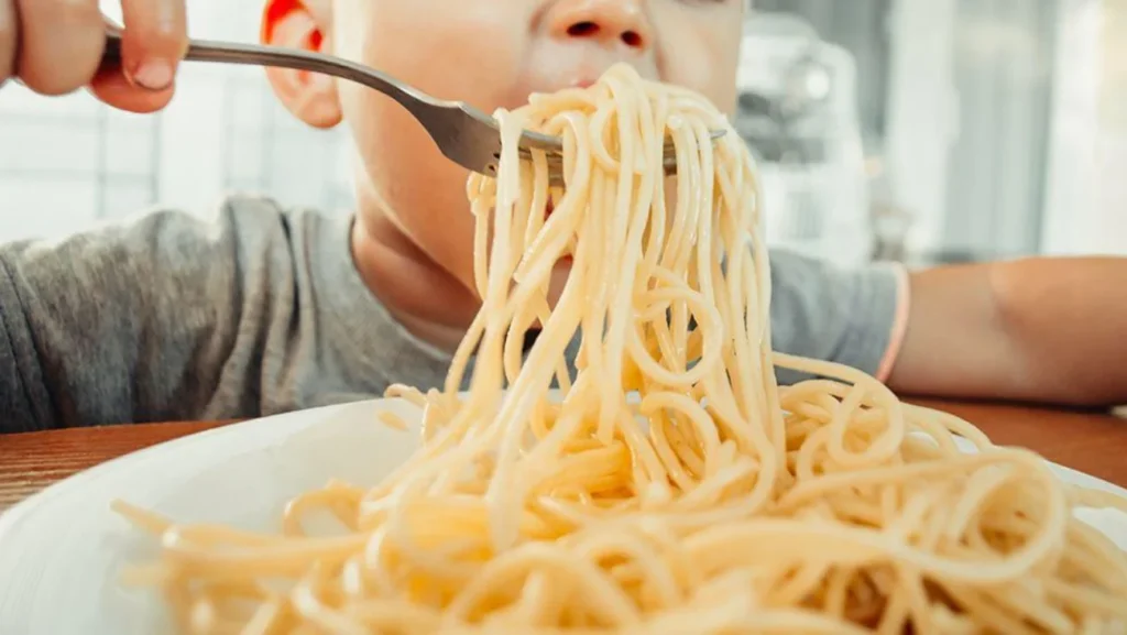 Cómo Italia, un país famoso por la saludable dieta mediterránea, acabó teniendo tantos niños obesos 038ae3f0 88b8 11f1 a7ab 8b30adf0800a 1300x732