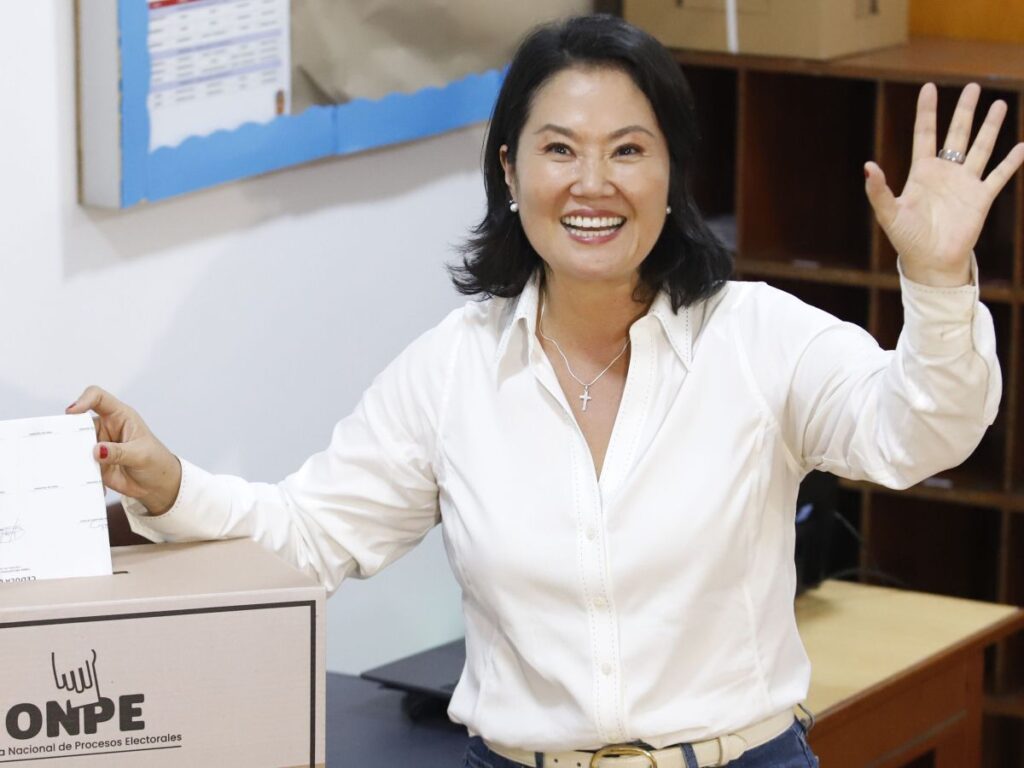 Keiko Fujimori inicia su gobierno con 52,6% de aprobación: el dato del sur que CPI califica de “interesante” keiko fujimori 26 1200x900