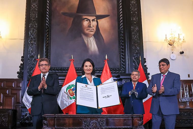 Peru: Decreto Supremo oficializa el aumento del sueldo mínimo a S/ 1.230 000395121m
