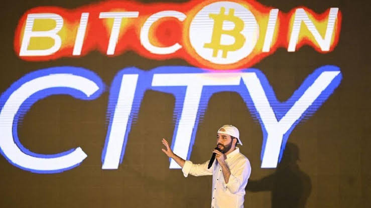 ¿Qué pasó con el experimento de Bukele de convertir a El Salvador en el “país del bitcoin”? images 2026 10 14t111613.034
